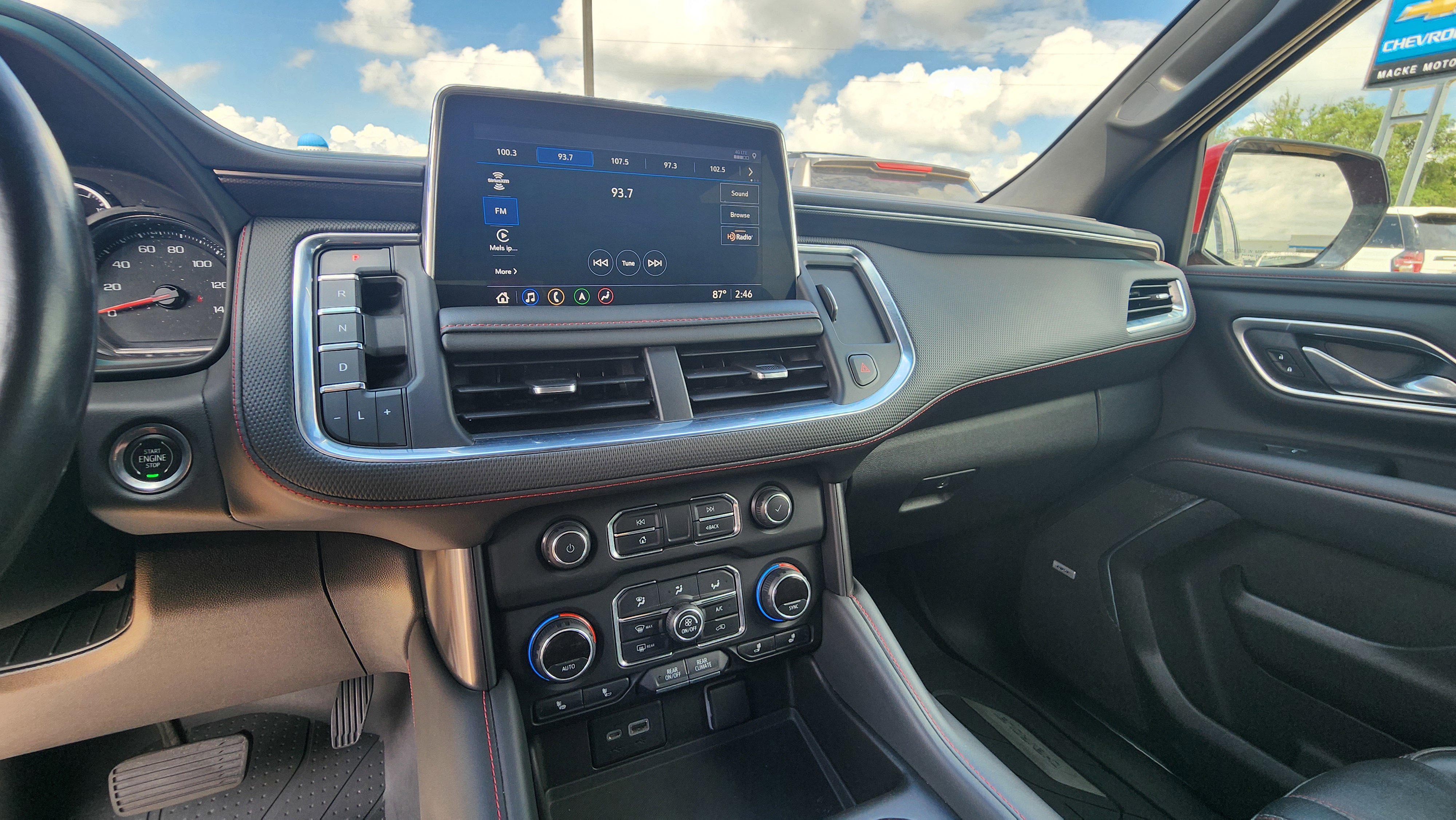 2021 Chevrolet Tahoe RST photo 7