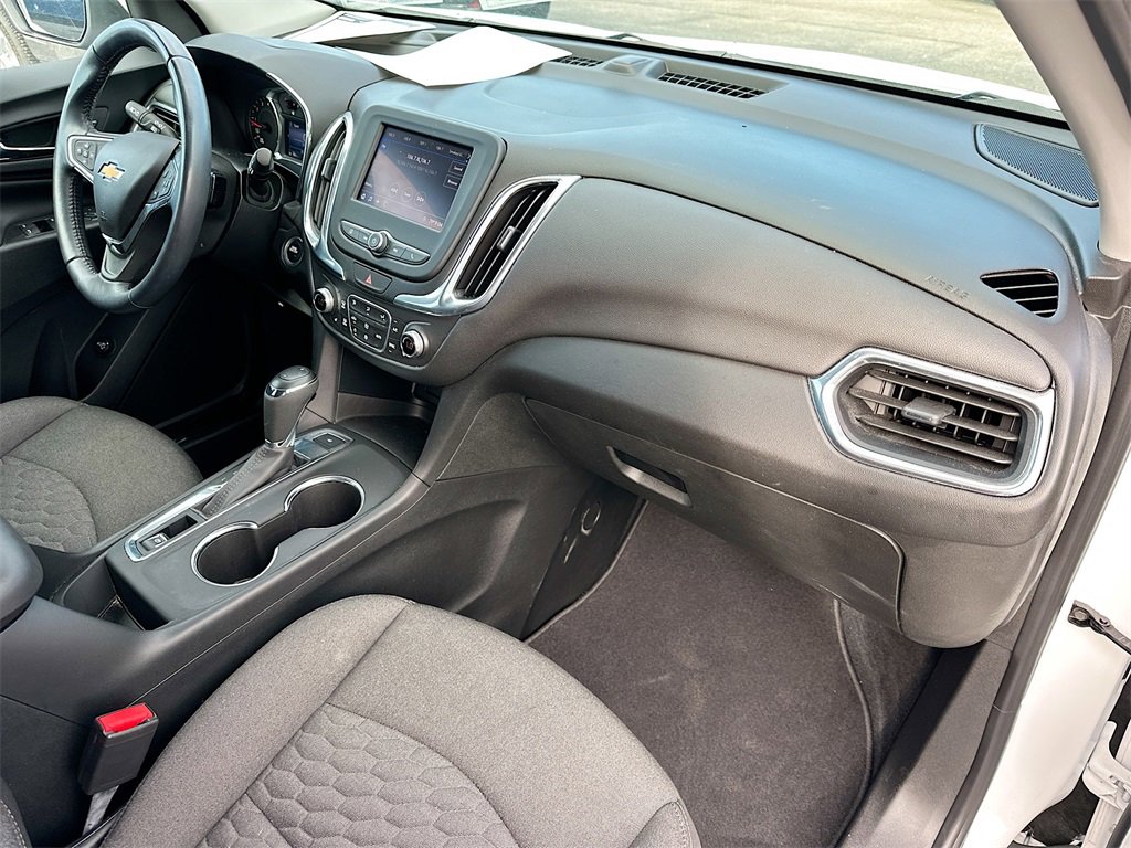 2020 Chevrolet Equinox LT photo 19