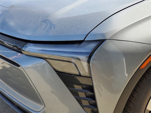 2025 Chevrolet Blazer EV photo 7