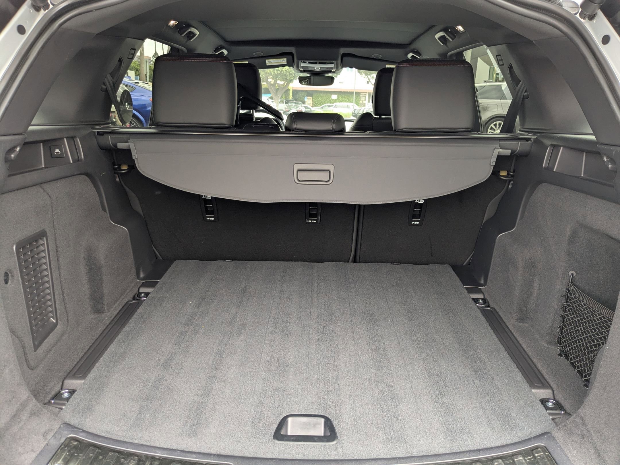 2023 Land Rover Discovery Sport S R-Dynamic photo 6