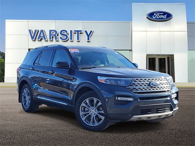 2023 Ford Explorer Limited's photo