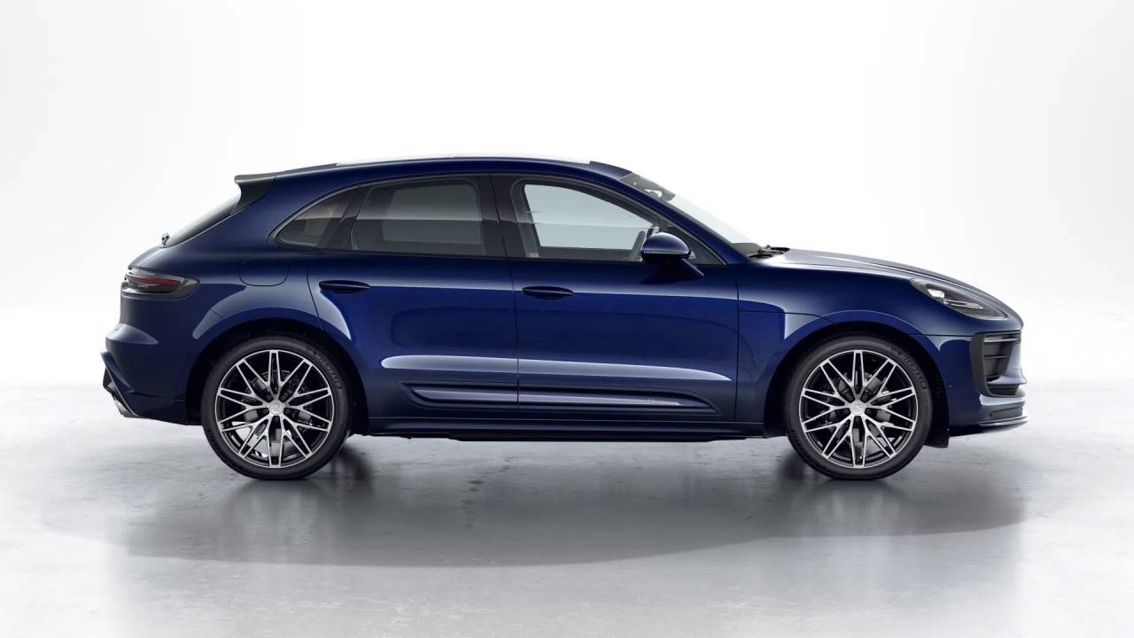 2026 Porsche Macan T photo 7