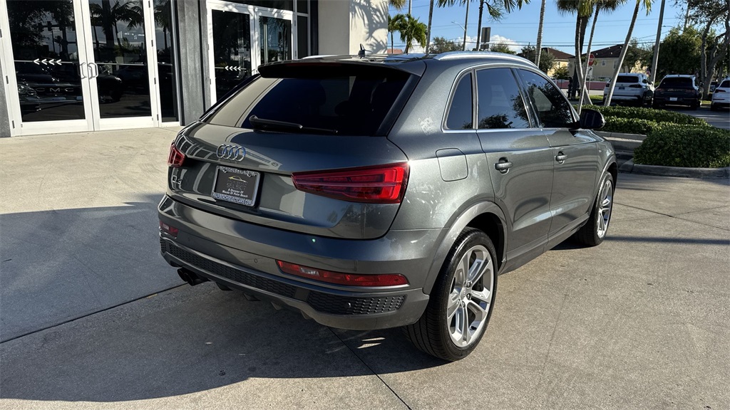2018 Audi Q3 Premium photo 3