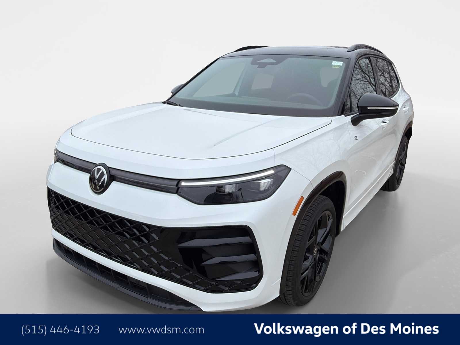 2026 Volkswagen Tiguan SE R-LINE BLACK's photo