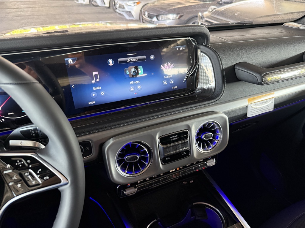 2025 Mercedes Benz G 550 photo 17