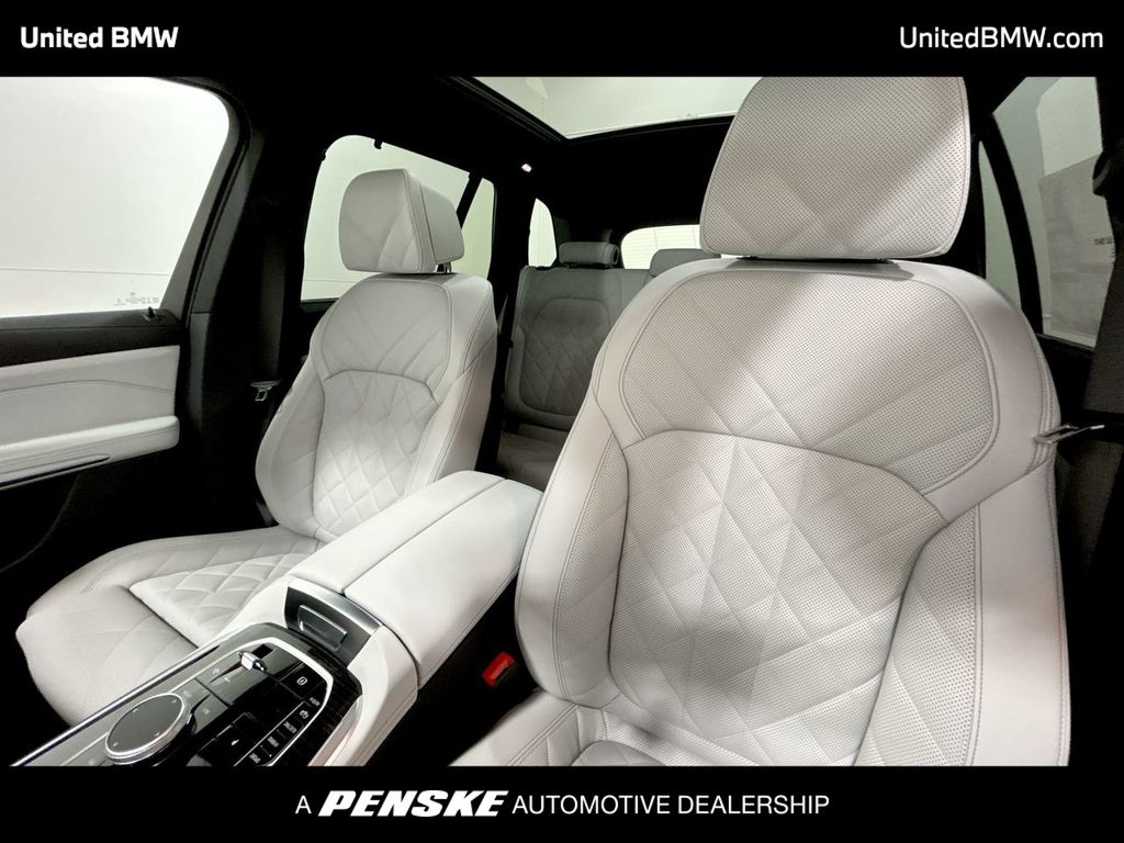2026 Bmw X5 xDrive50e photo 13