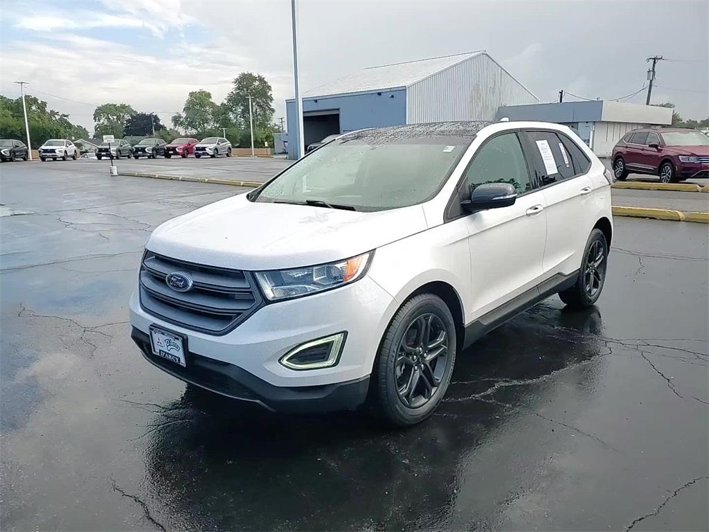 2018 Ford Edge SEL photo 2