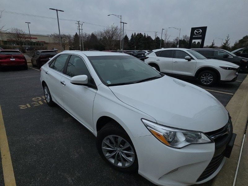 2017 TOYOTA CAMRY - Image 1