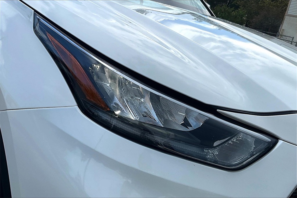 2020 Toyota Highlander XLE photo 29