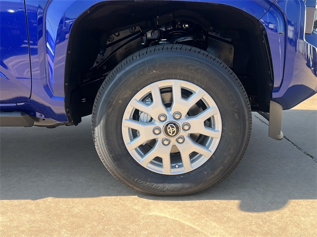 2025 Toyota Tacoma SR5 4x4 Double Cab photo 10
