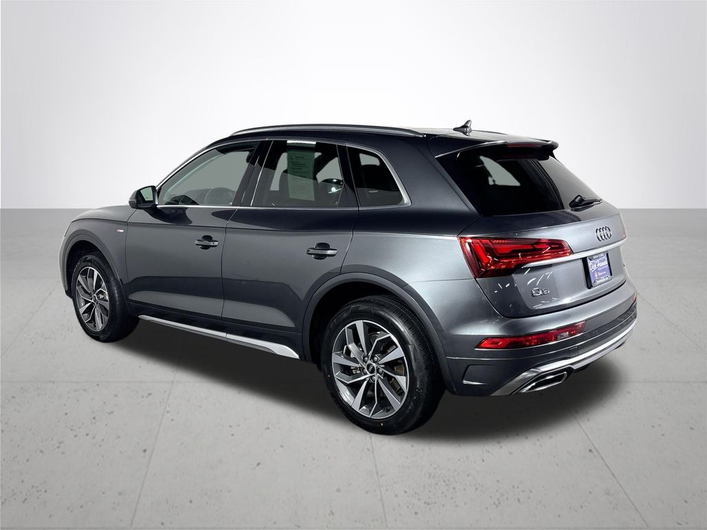2022 Audi Q5 45 S line Premium photo 5