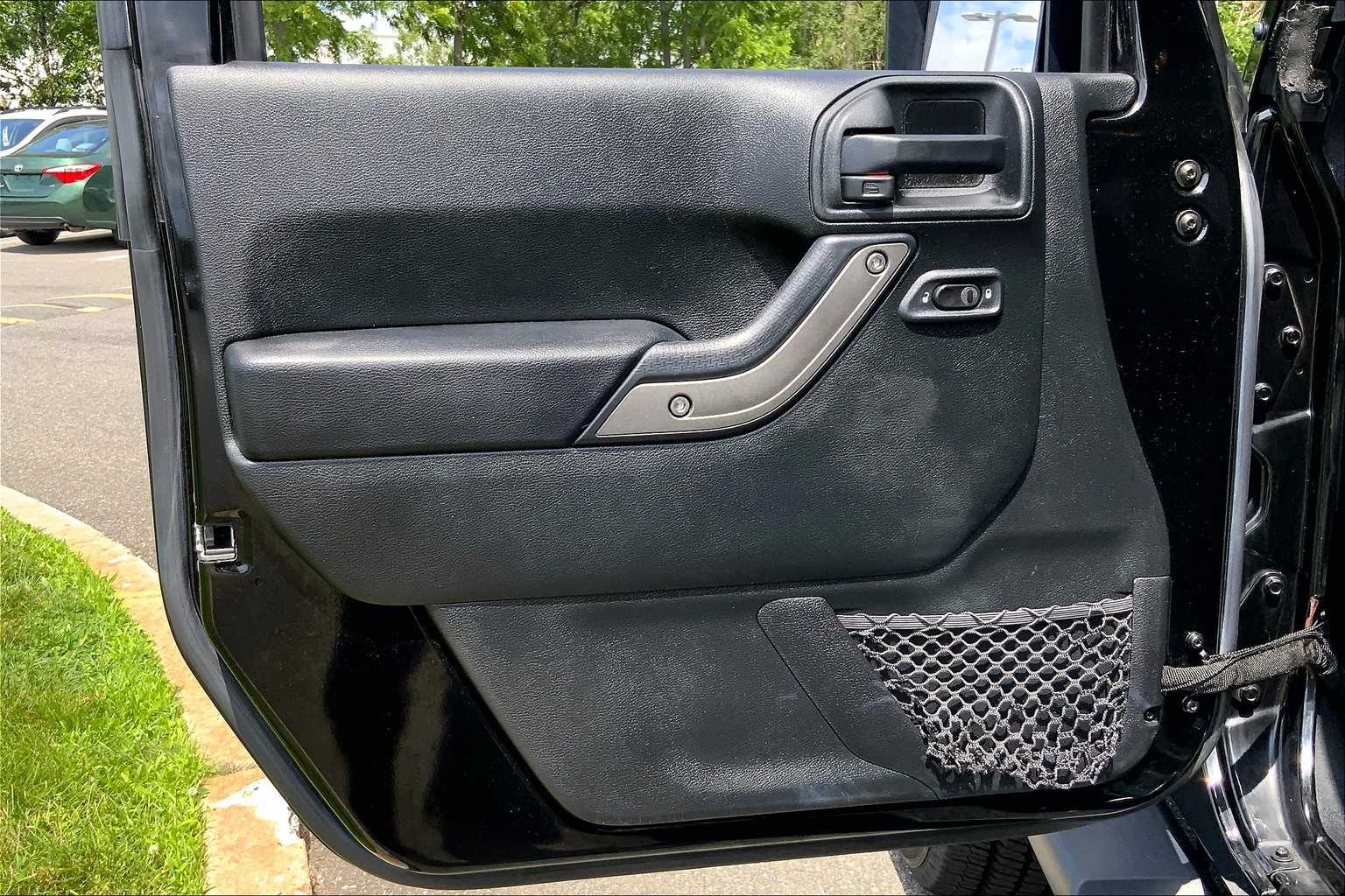 2017 Jeep Wrangler Unlimited Sport photo 20