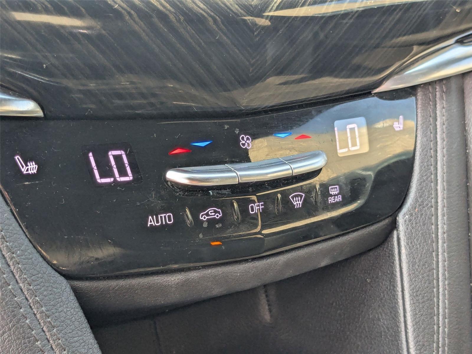 2020 Cadillac XT6 Premium Luxury photo 21