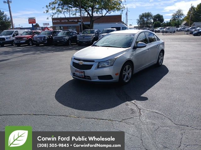 2014 Chevrolet Cruze photo 3