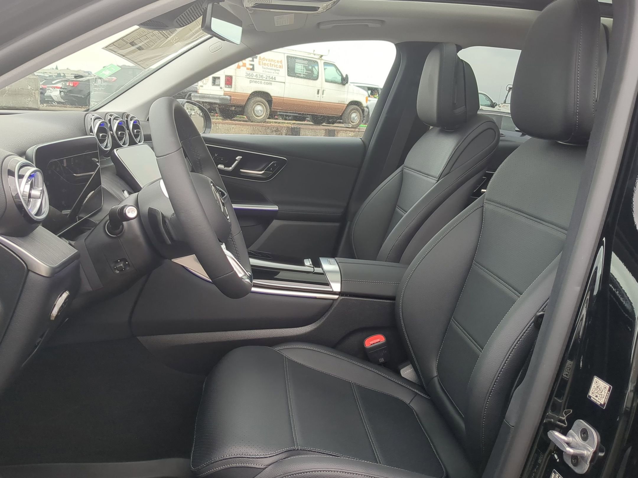 2026 Mercedes Benz GLC 350e 4MATIC photo 7