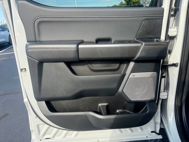 2023 Ford F-150 XLT photo 24