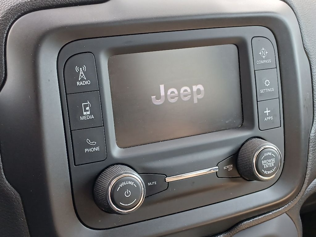 2019 Jeep Renegade Sport photo 19