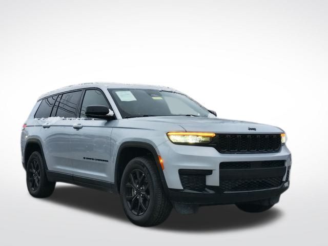2024 Jeep Grand Cherokee L Altitude's photo