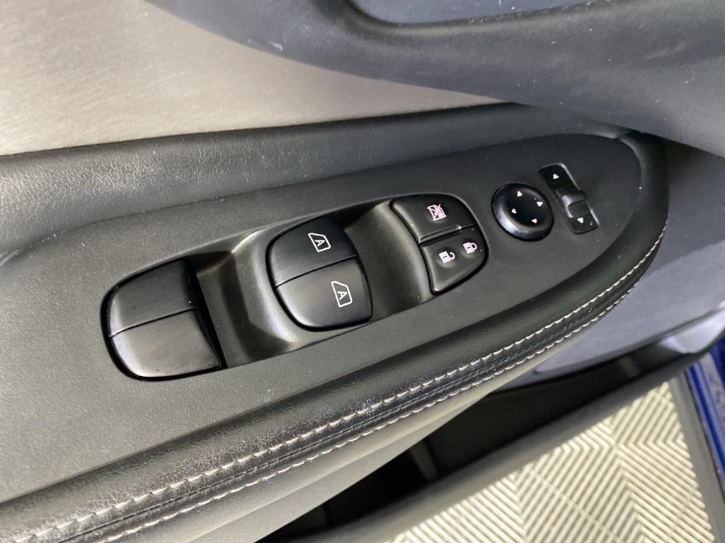 2020 Nissan Murano SV photo 12