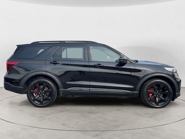 2022 Ford Explorer ST photo 5