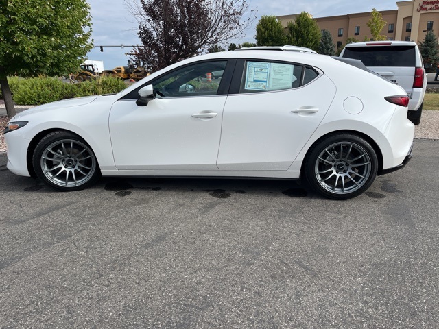2020 Mazda Mazda3 Preferred photo 4