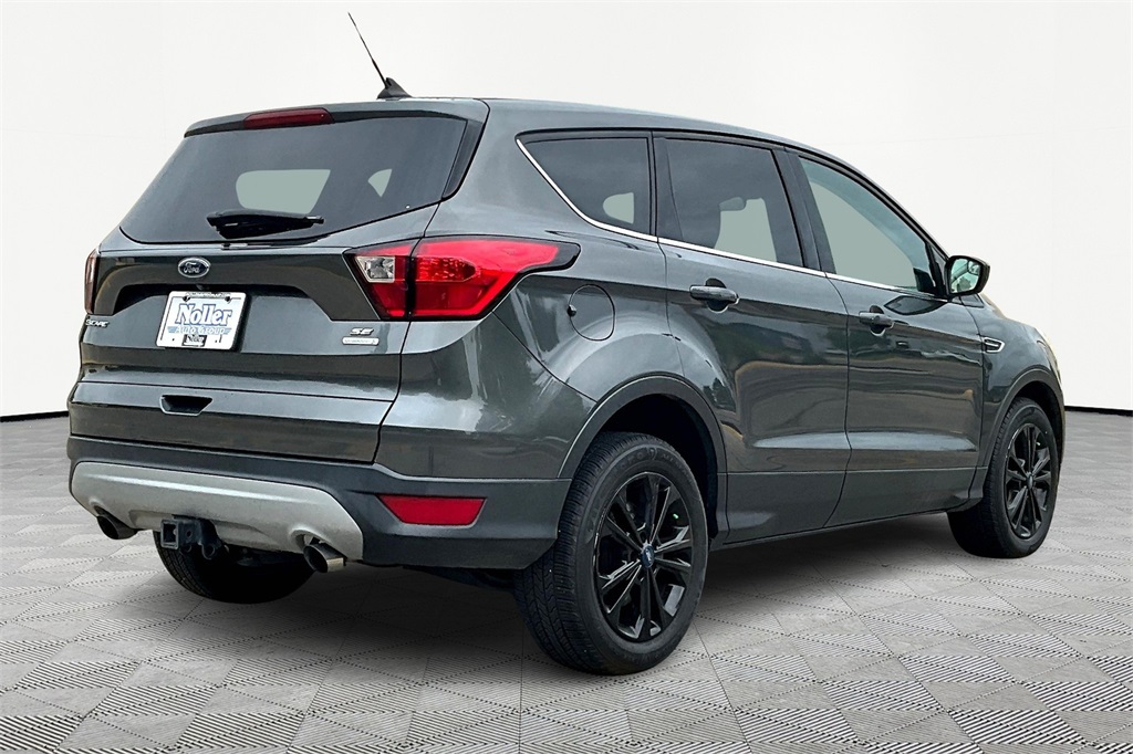 Used 2019 Ford Escape SE with VIN 1FMCU0G99KUA36847 for sale in Kansas City
