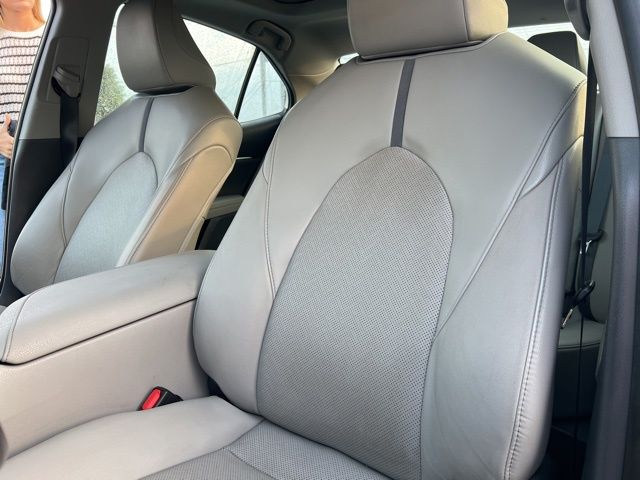 2023 Toyota Camry XLE photo 11