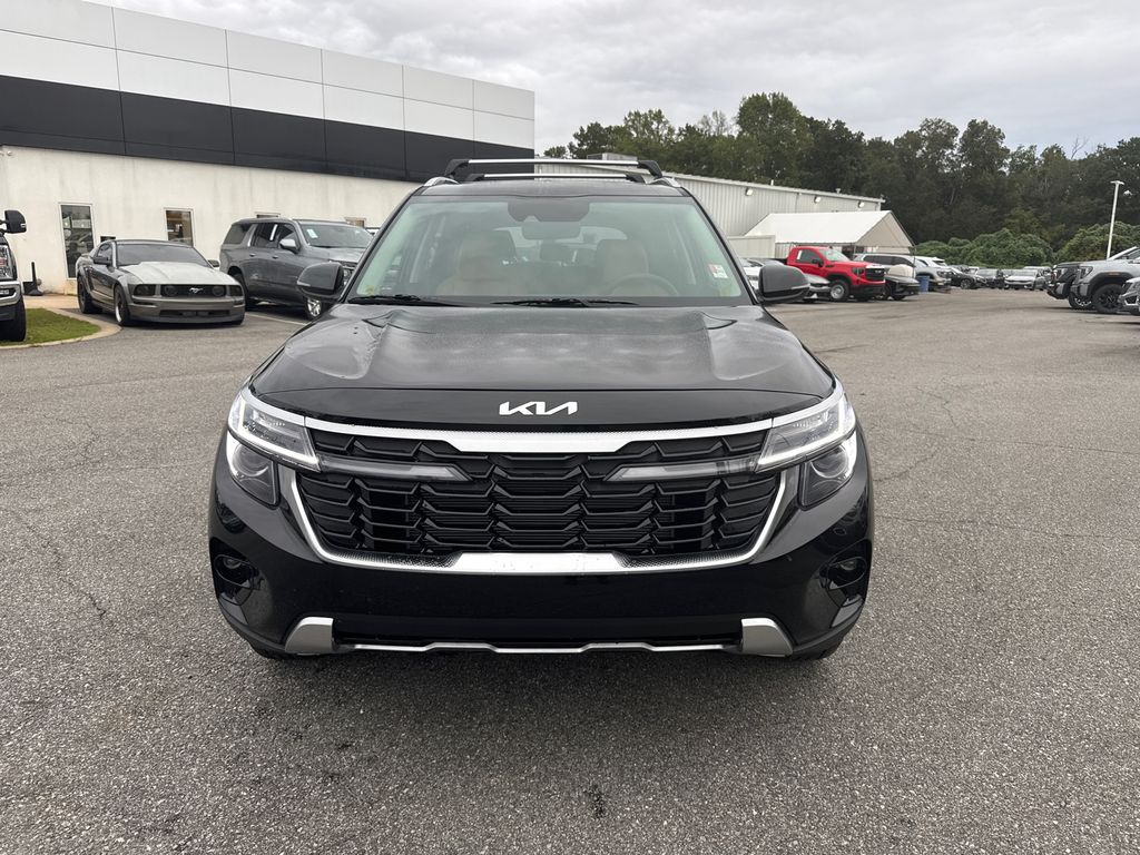 2026 Kia Seltos EX photo 3