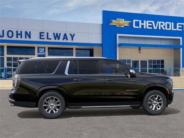 2025 Chevrolet Suburban Premier photo 3
