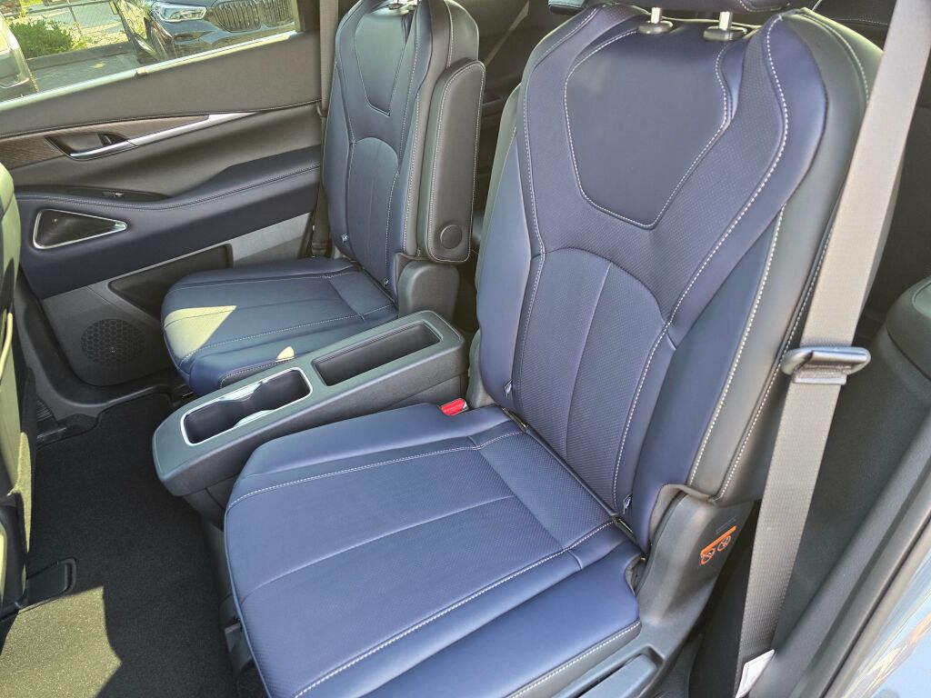 2026 Infiniti QX60 AWD photo 14
