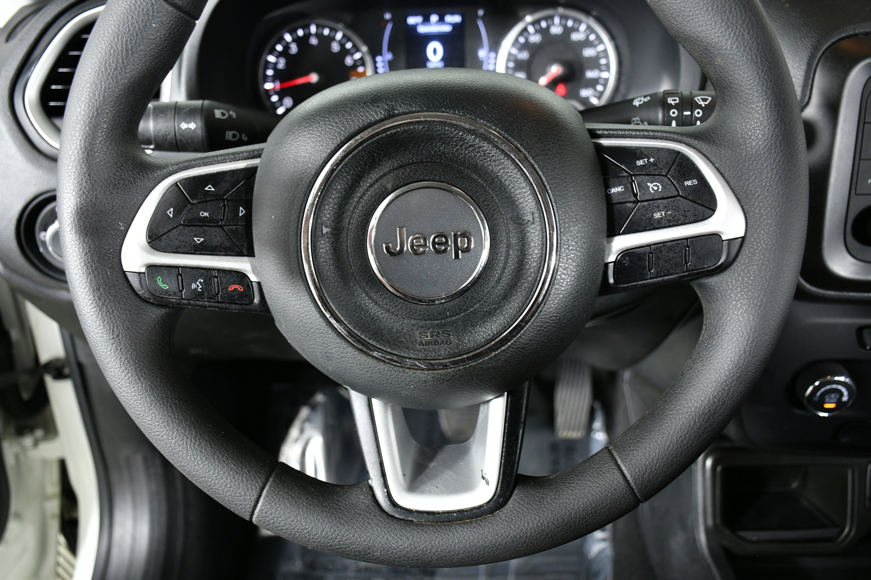 2020 Jeep Renegade Sport photo 2