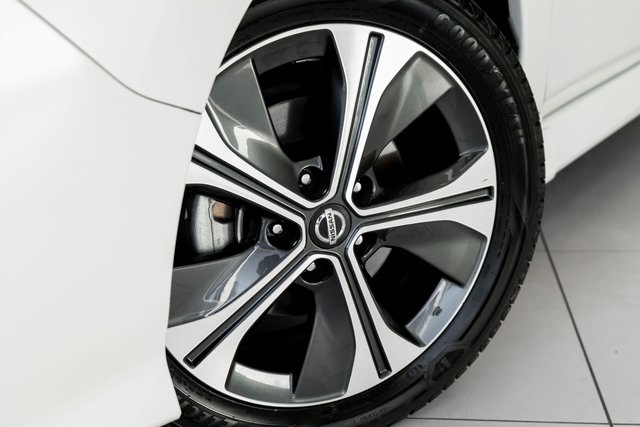 2021 Nissan Leaf SL Plus photo 2