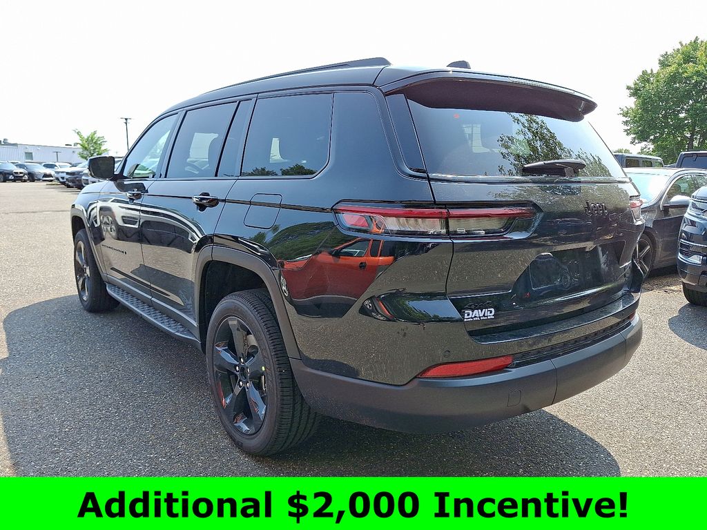 2025 Jeep Grand Cherokee Altitude X photo 3