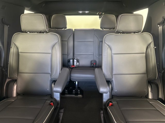 2025 Chevrolet Tahoe Premier photo 15