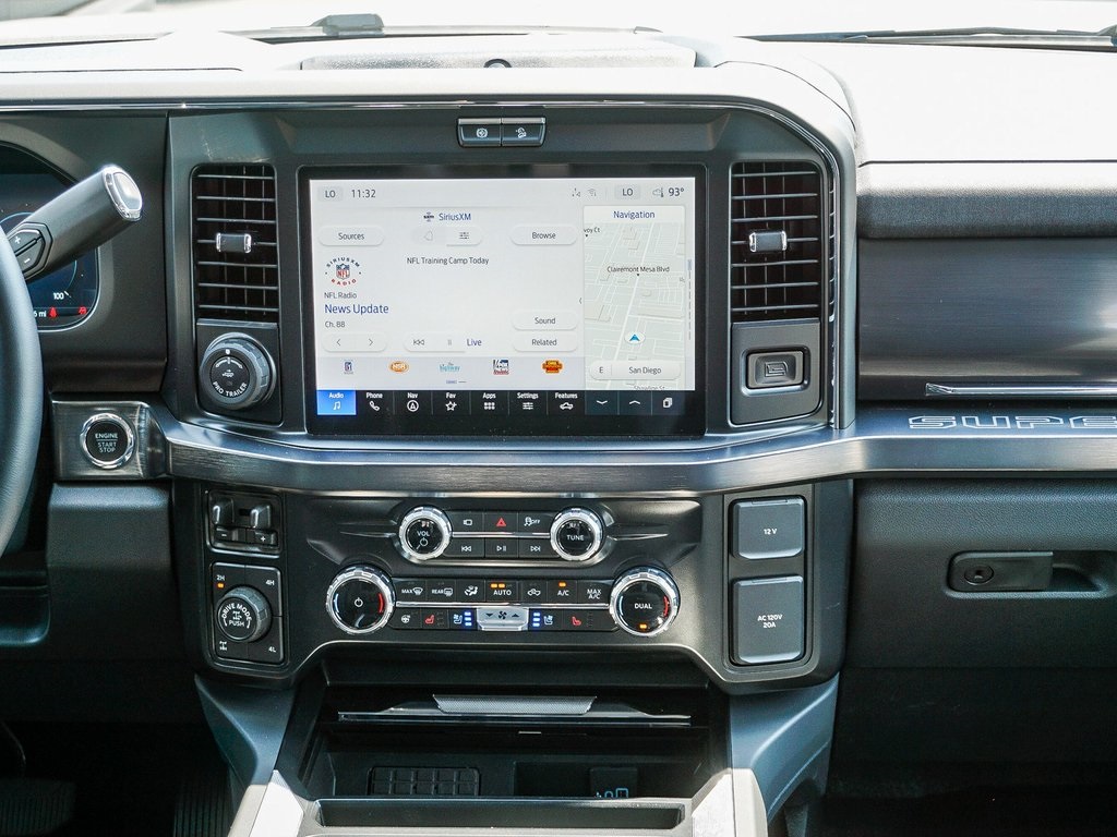 2025 Ford F-250 photo 14