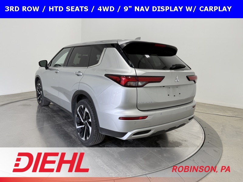 2024 Mitsubishi Outlander SE photo 4