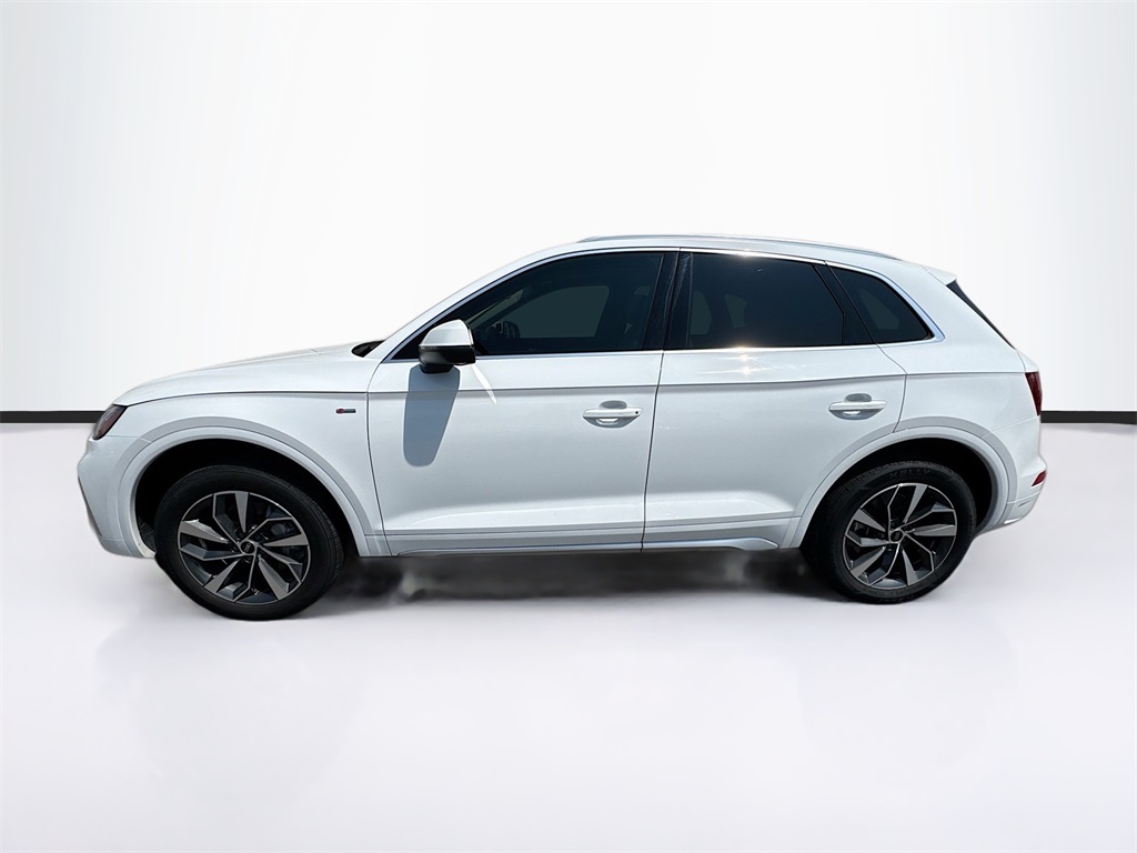 2024 Audi Q5 45 S line Premium Plus photo 6