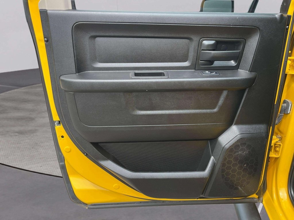 2019 Ram 1500 Classic Express photo 25
