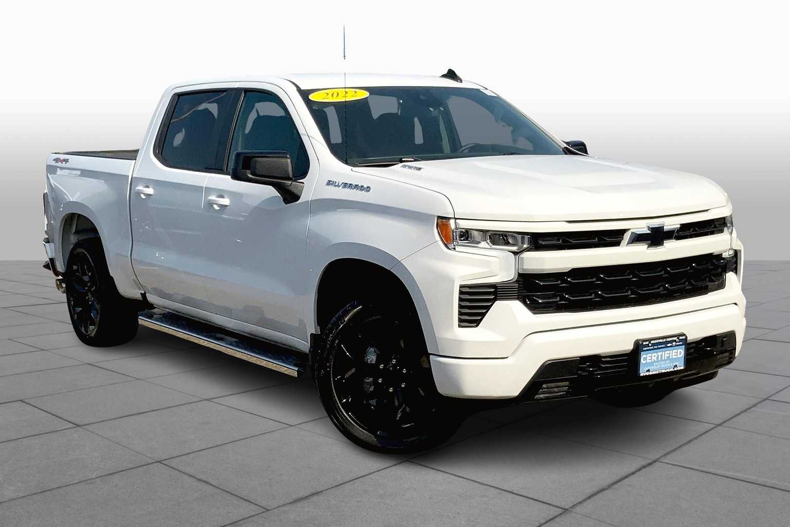 2022 Chevrolet Silverado 1500 RST photo 2