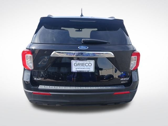 2021 Ford Explorer XLT photo 3