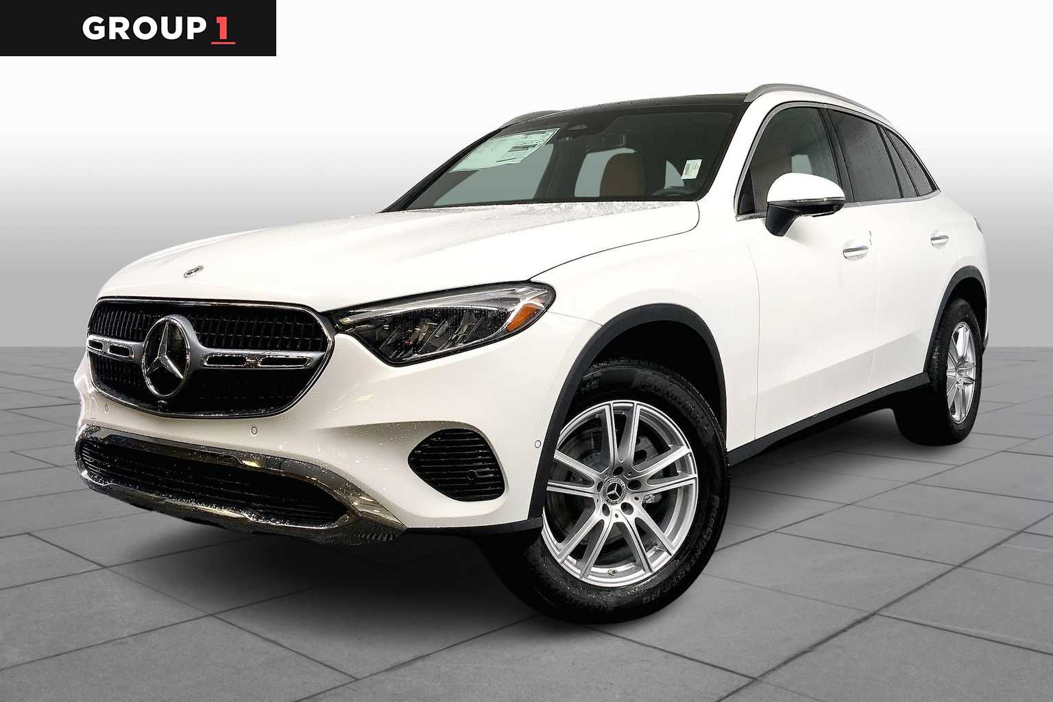 2025 Mercedes-Benz GLC Base's photo