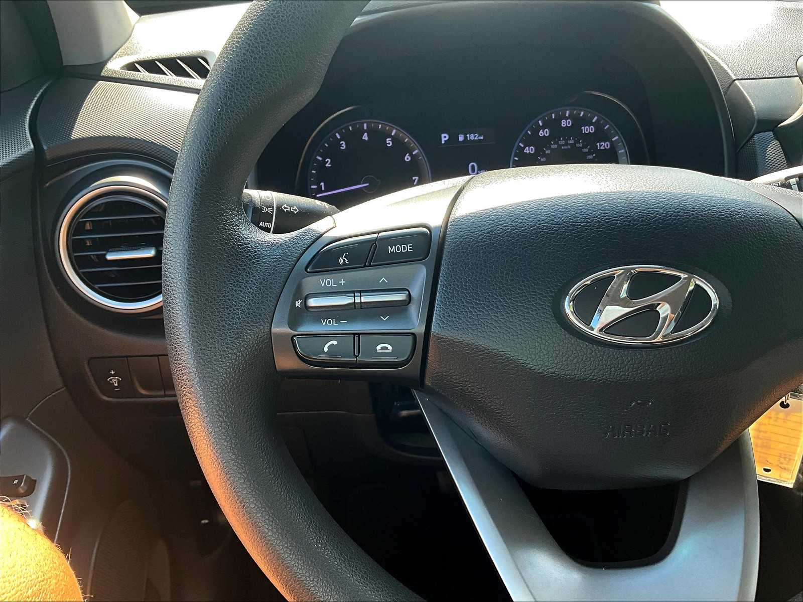 2020 Hyundai Kona SE photo 23