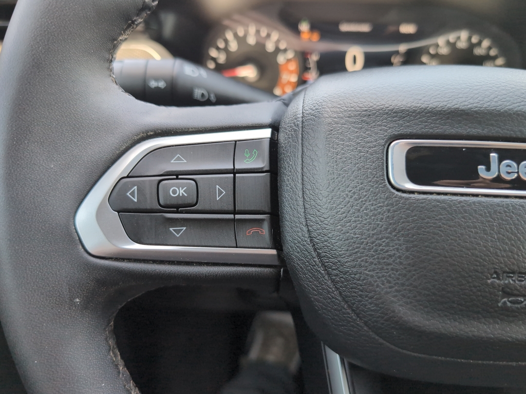 2023 Jeep Compass Altitude photo 15