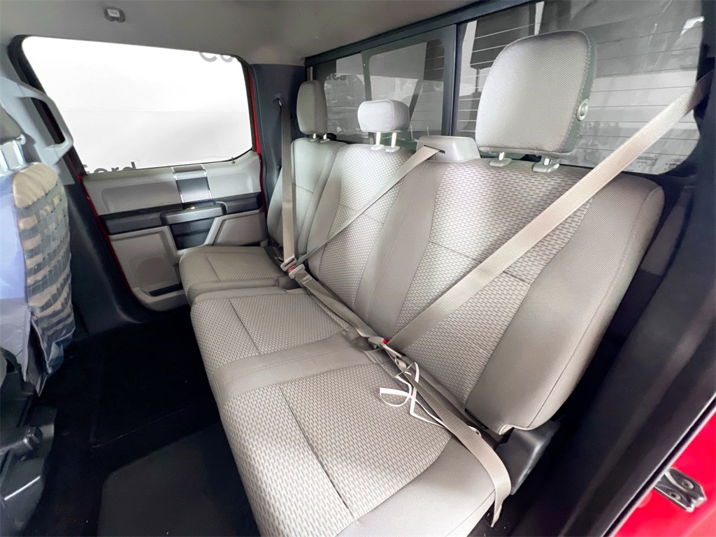 2016 Ford F-150 XLT photo 24