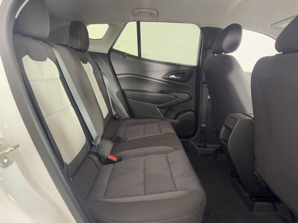 2024 Chevrolet Trax LS photo 16