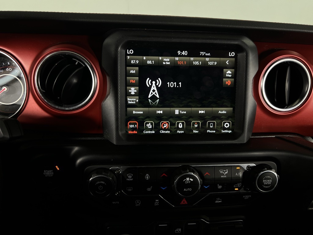 2022 Jeep Wrangler Unlimited Rubicon photo 19