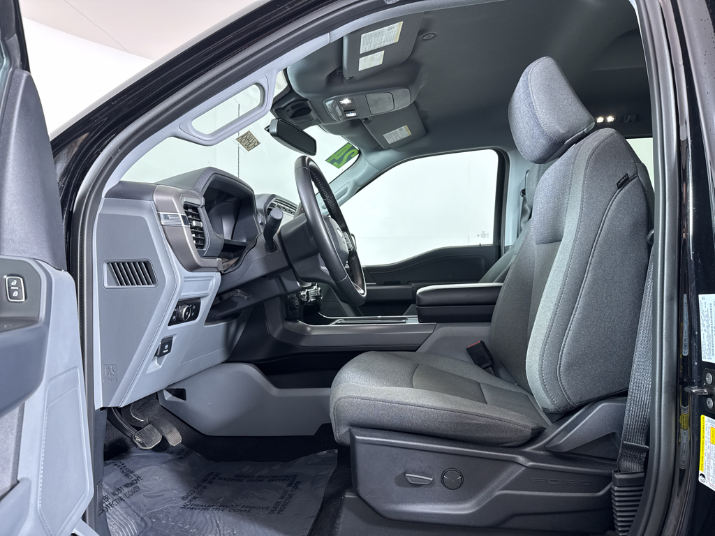 2024 Ford F-150 XLT photo 4