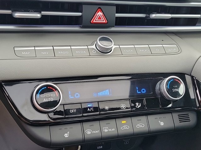 2025 Hyundai Elantra SEL Convenience photo 24
