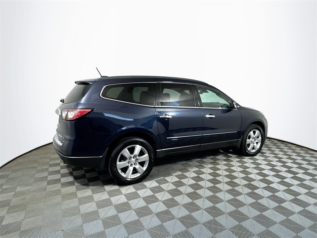 2016 Chevrolet Traverse LTZ photo 11