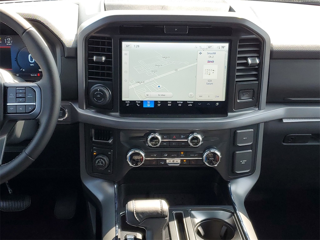 2025 Ford F-150 XLT photo 22